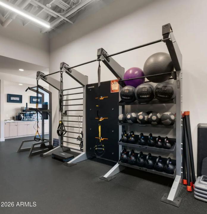 Real Estate Picture 34