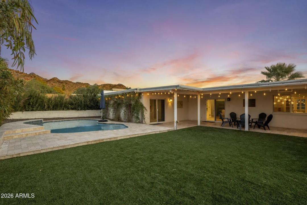 Real Estate Picture 30