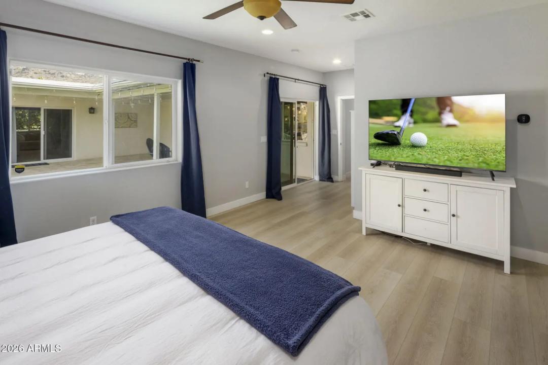 Real Estate Picture 18