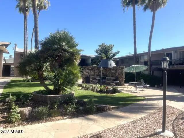 Real Estate Picture 2