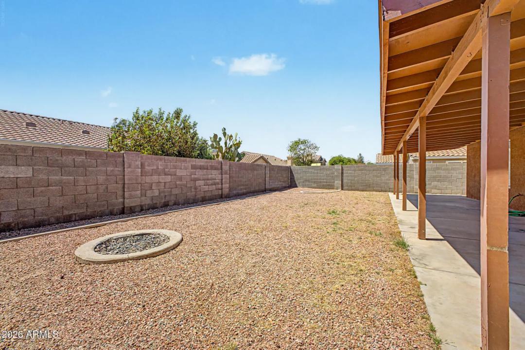 Real Estate Picture 24