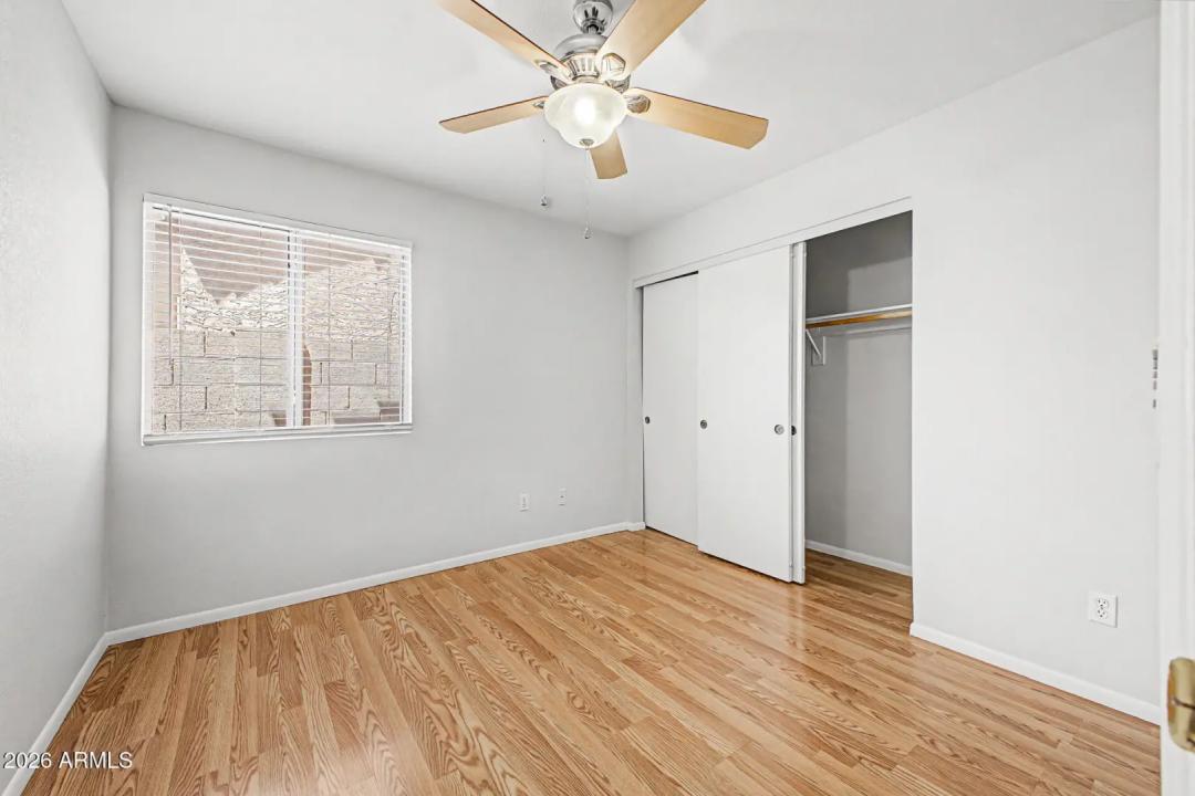 Real Estate Picture 22