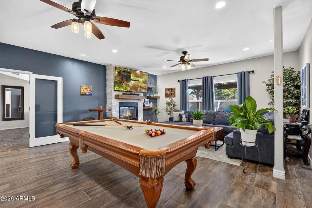 Real Estate Picture 25