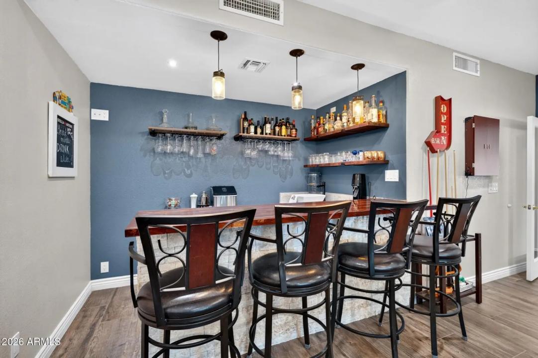 Real Estate Picture 29