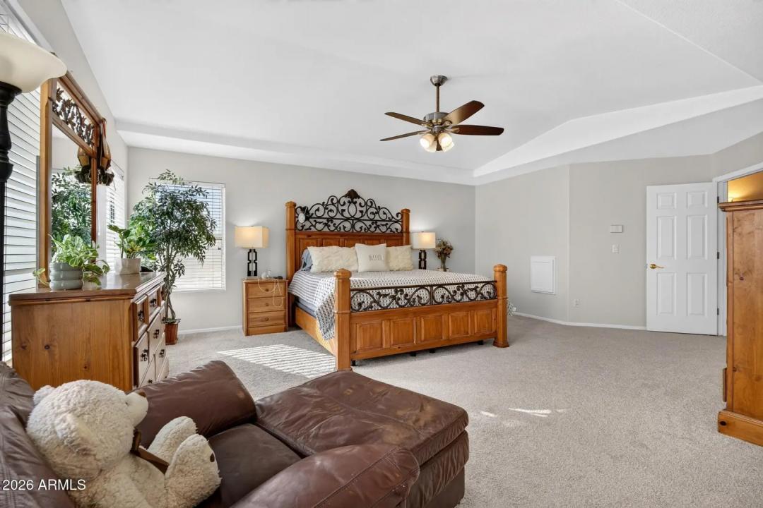 Real Estate Picture 35