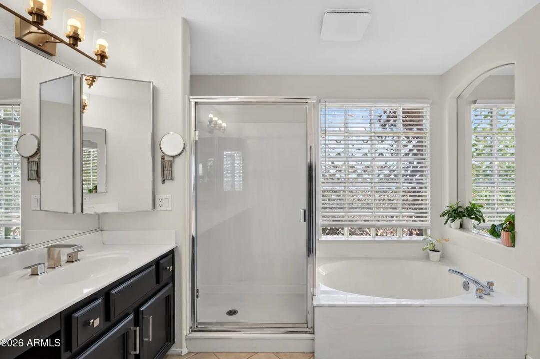 Real Estate Picture 37