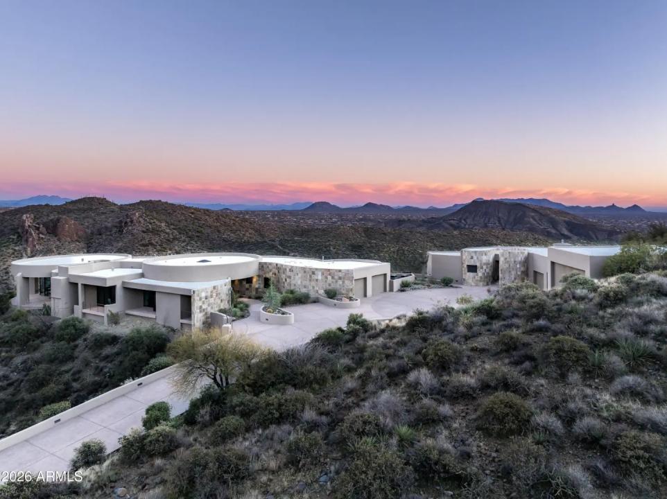 Real Estate Picture 1