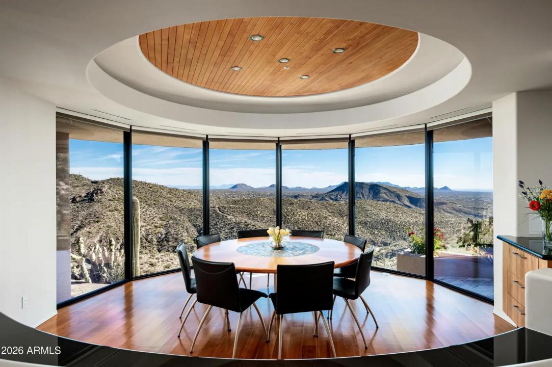 Real Estate Picture 10