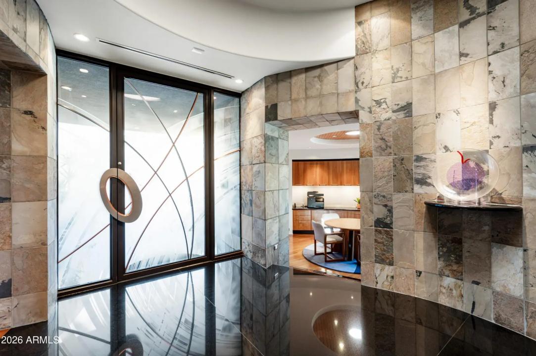Real Estate Picture 33