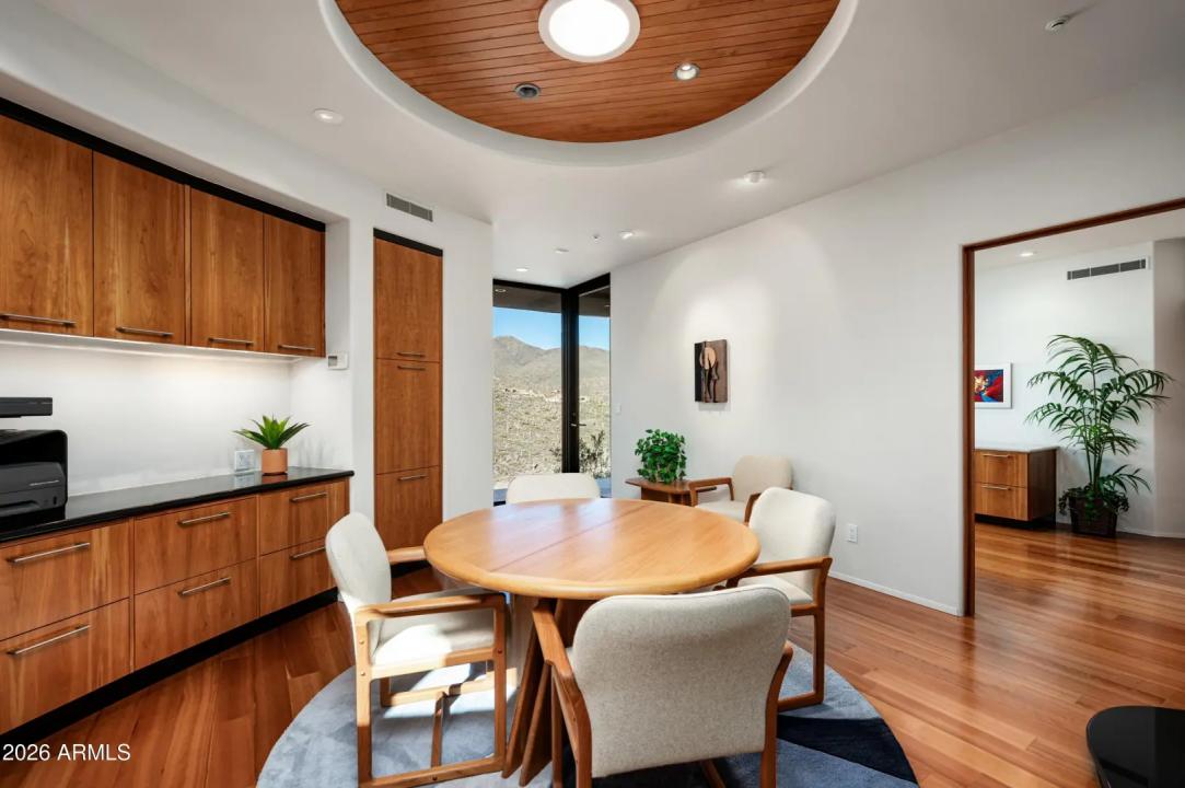 Real Estate Picture 34
