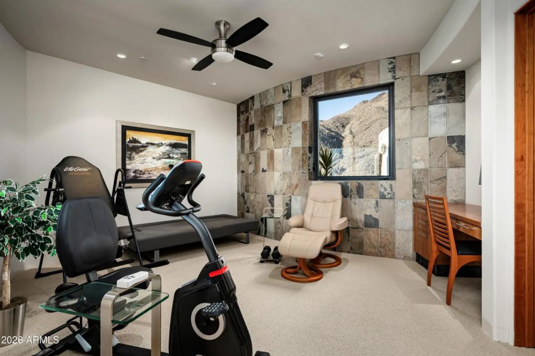 Real Estate Picture 39