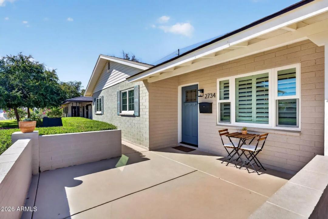 Real Estate Picture 2
