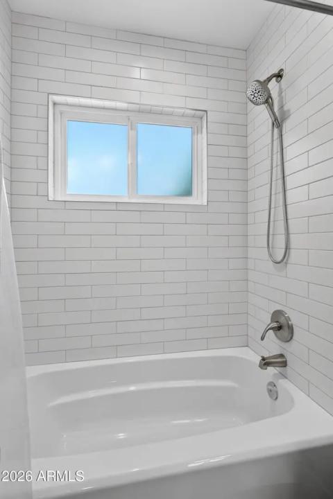 Real Estate Picture 29