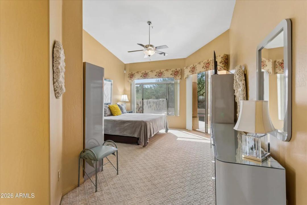 Real Estate Picture 23