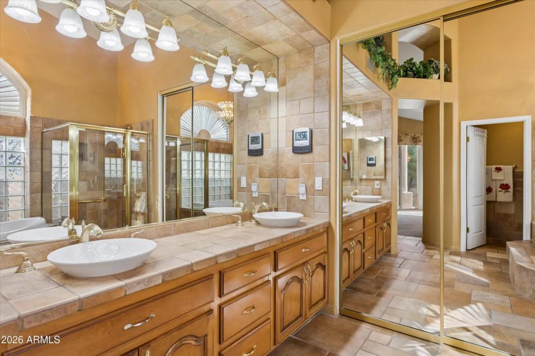 Real Estate Picture 27