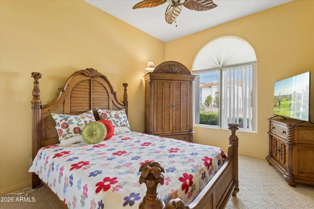 Real Estate Picture 30