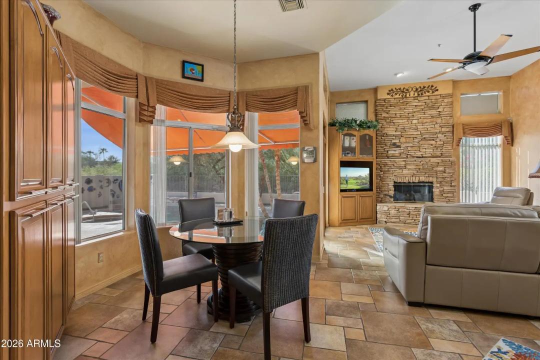 Real Estate Picture 17