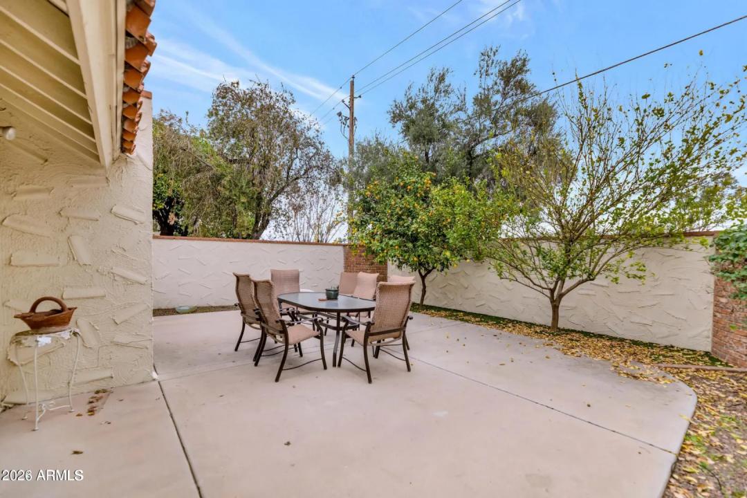 Real Estate Picture 19