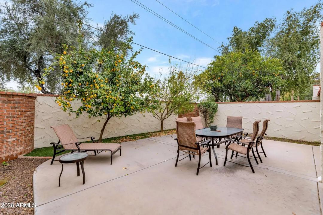 Real Estate Picture 20