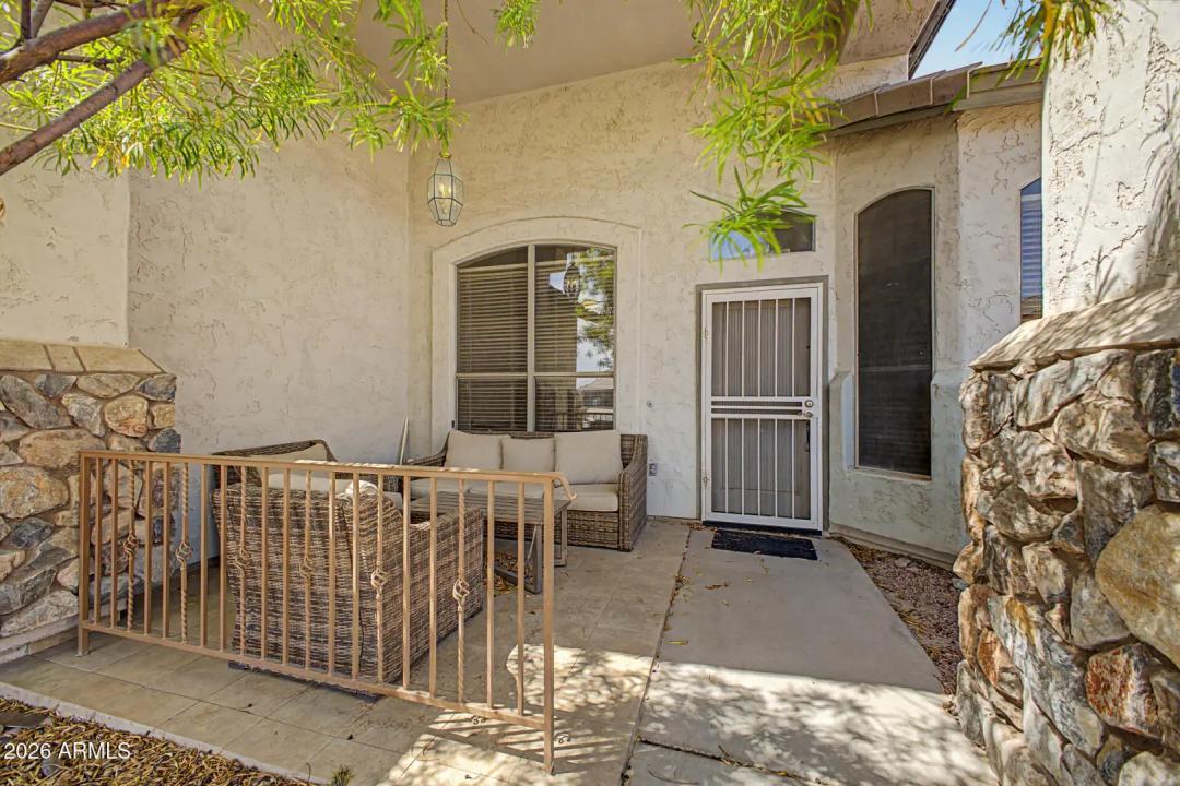 Real Estate Picture 5