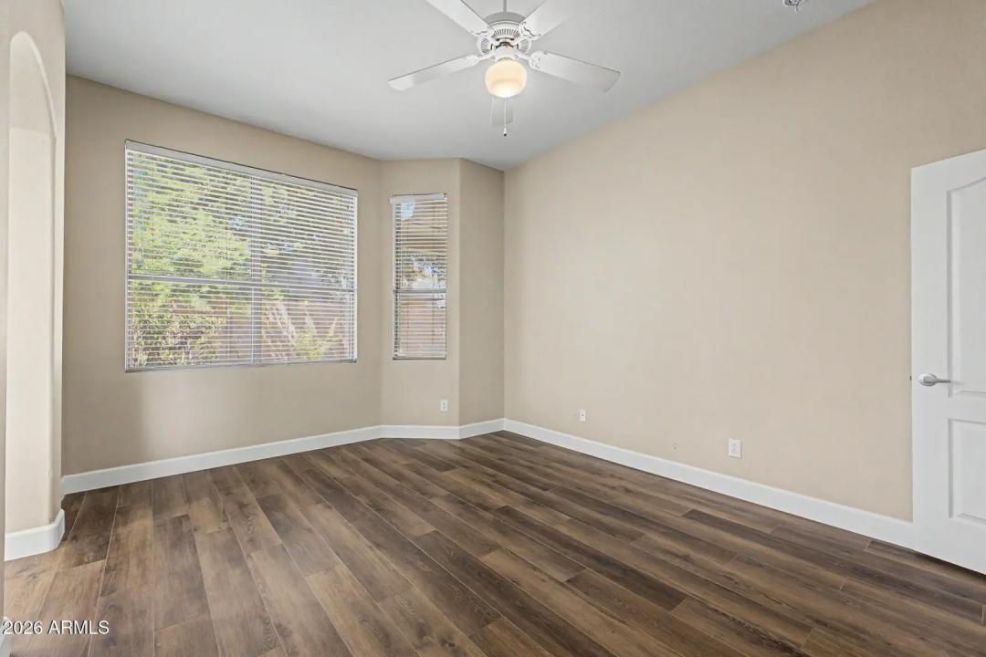 Real Estate Picture 19
