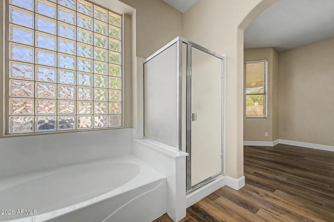 Real Estate Picture 23