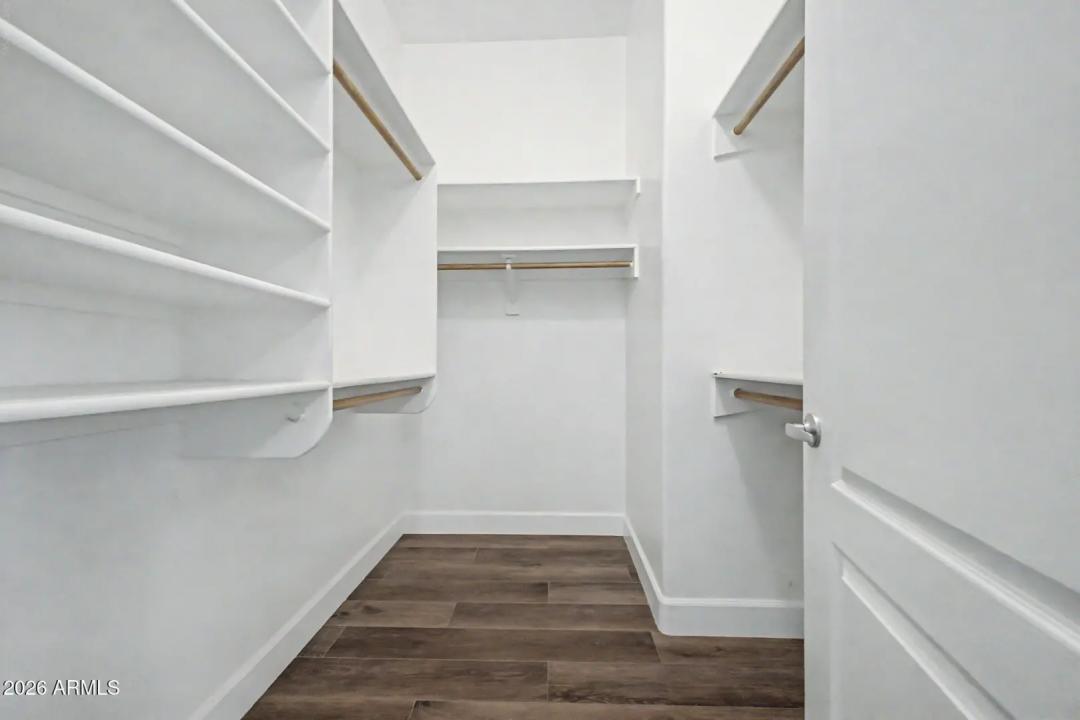 Real Estate Picture 25