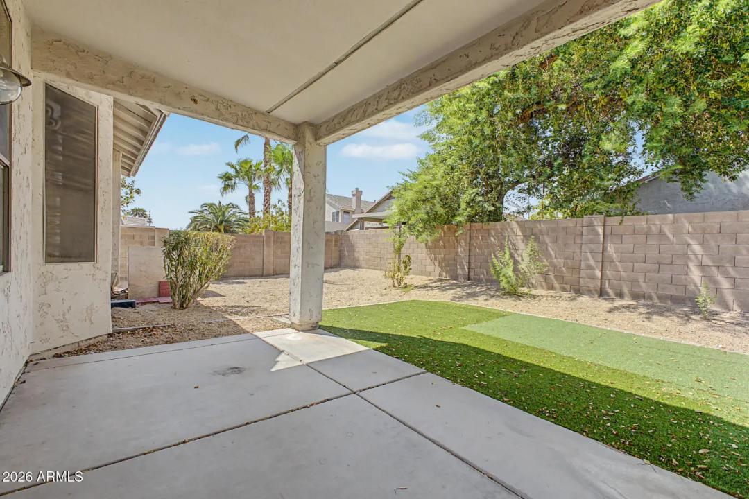 Real Estate Picture 33
