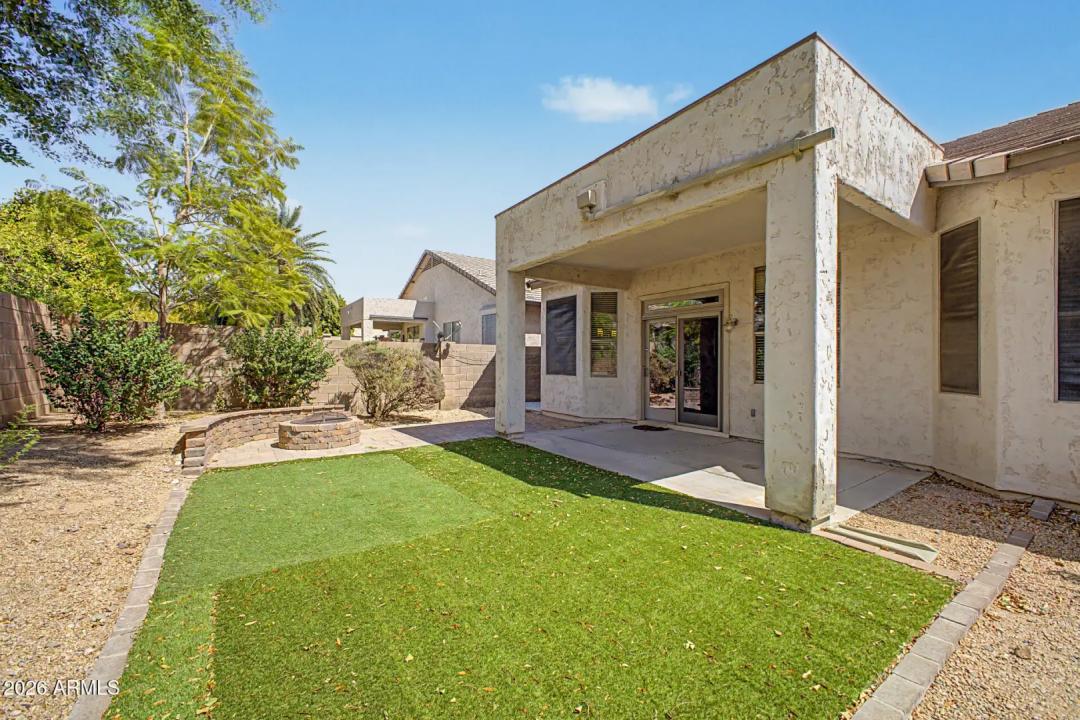 Real Estate Picture 38