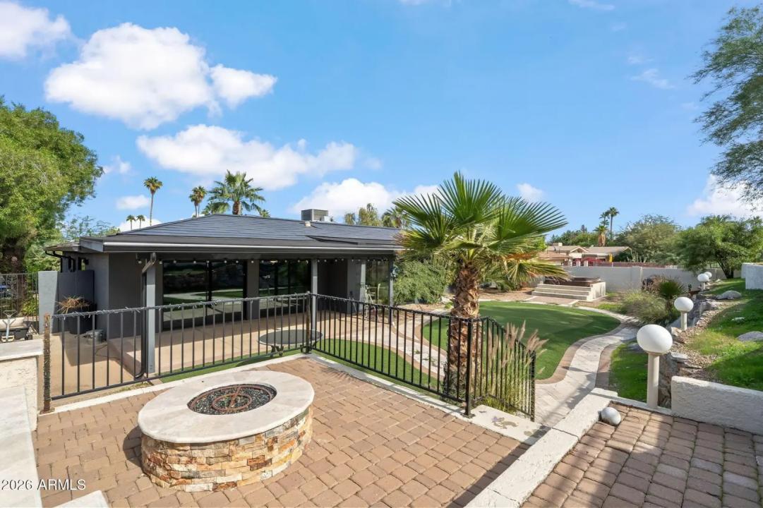 Real Estate Picture 21