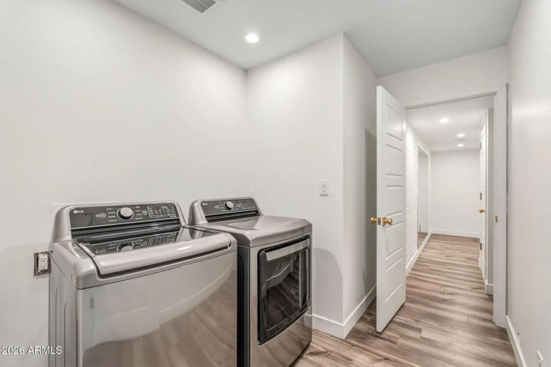 Real Estate Picture 34