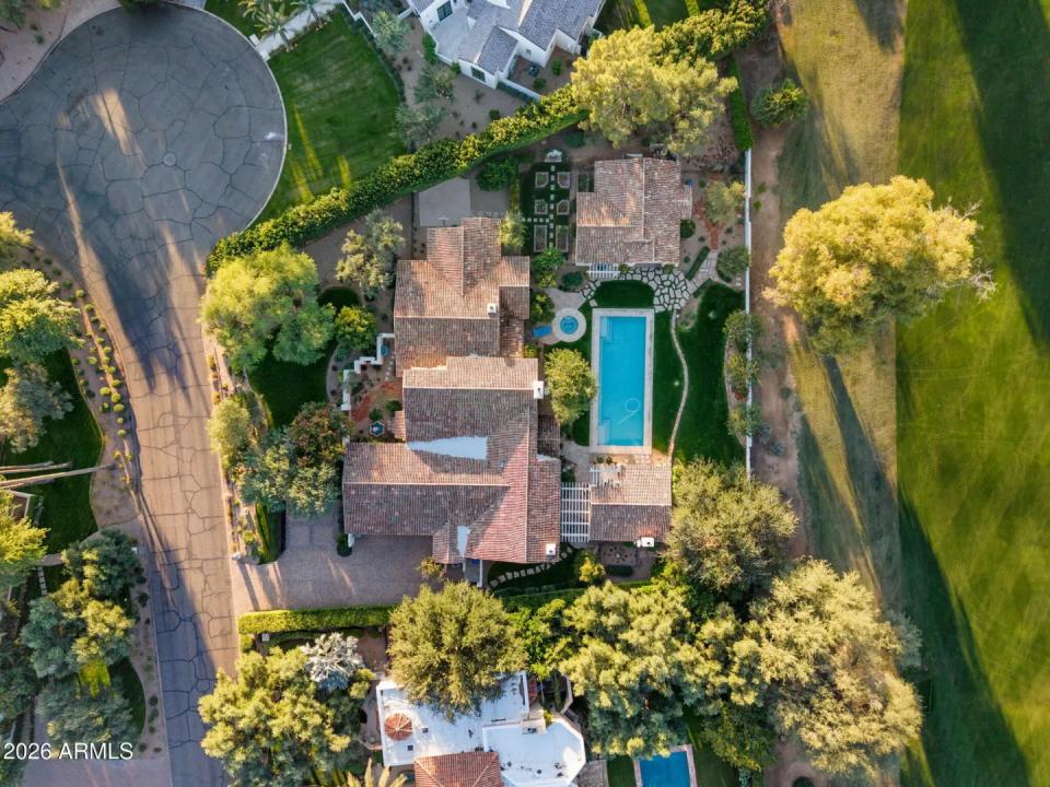 Real Estate Picture 30