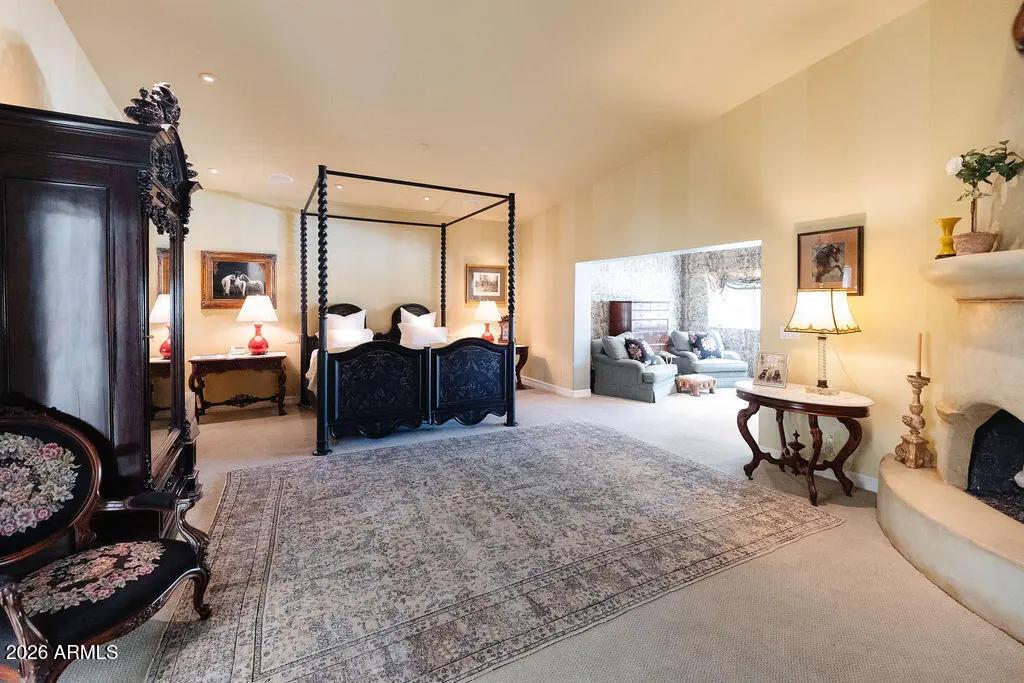 Real Estate Picture 14