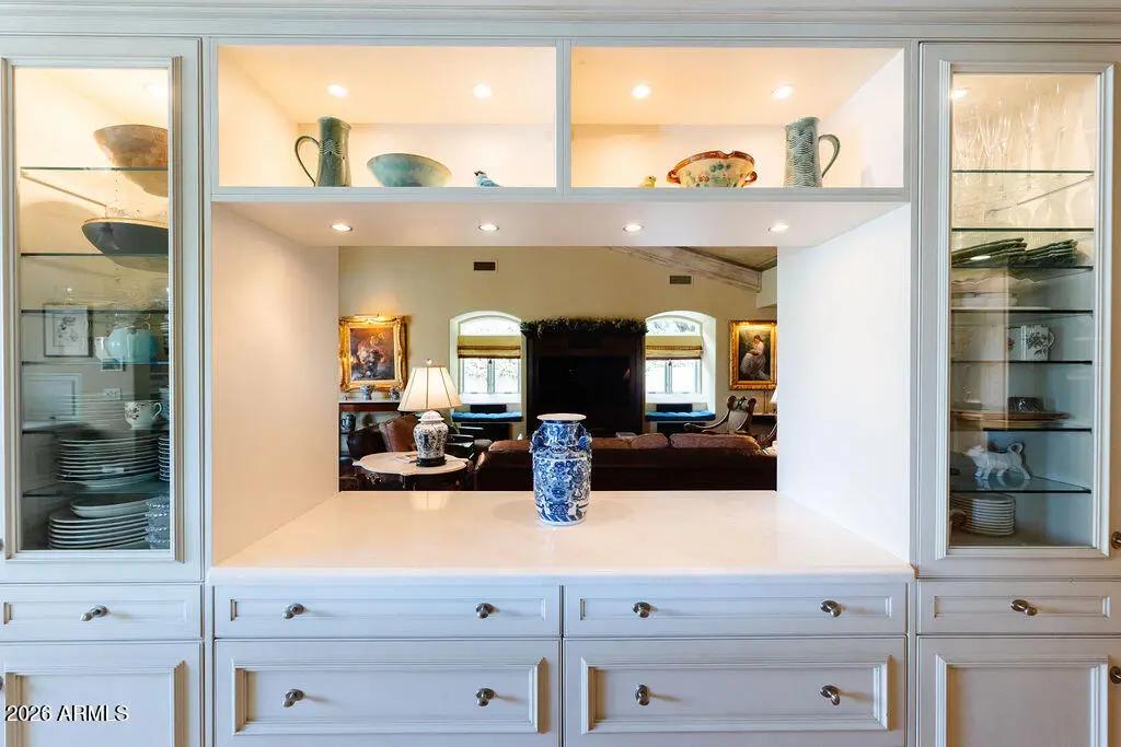 Real Estate Picture 7