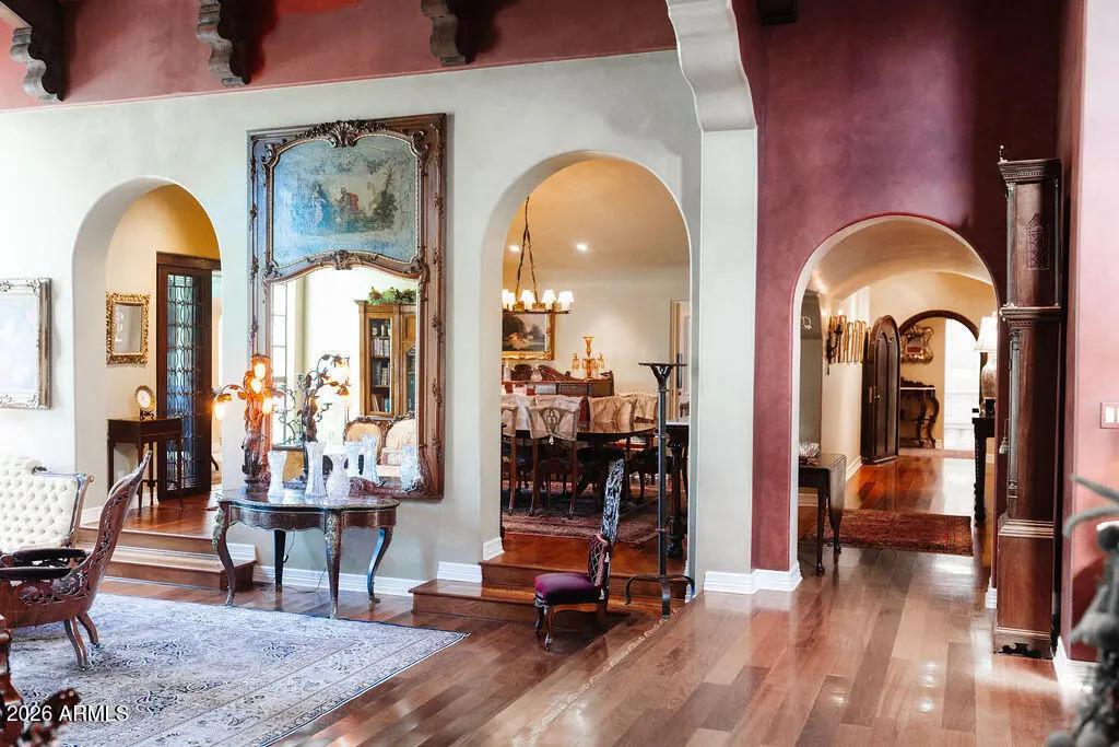 Real Estate Picture 11