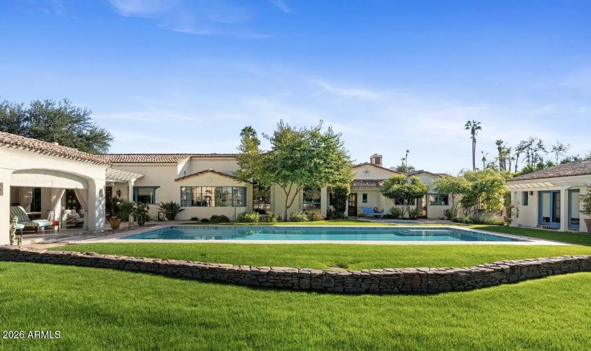 Real Estate Picture 1