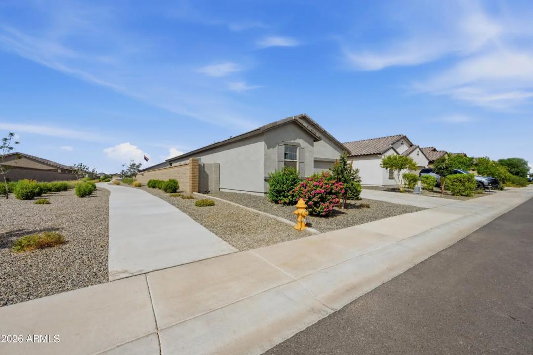 Real Estate Picture 2