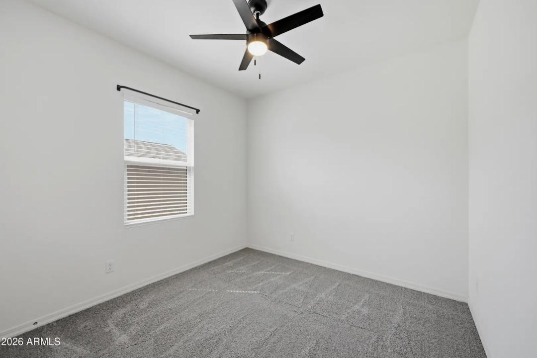 Real Estate Picture 13