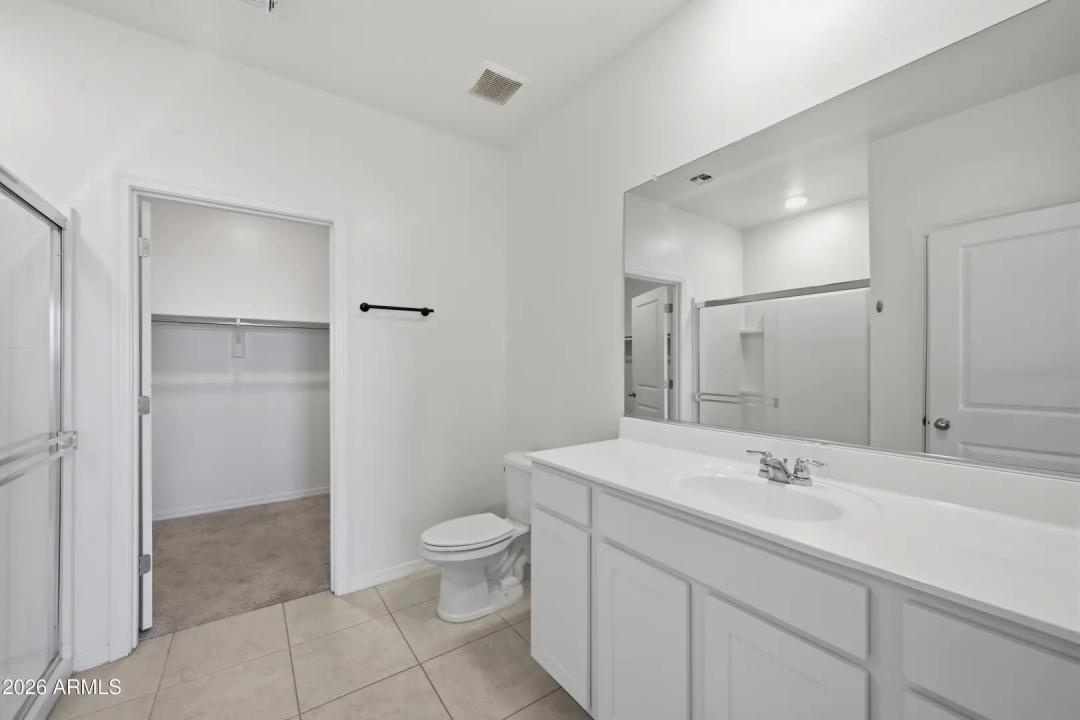 Real Estate Picture 18