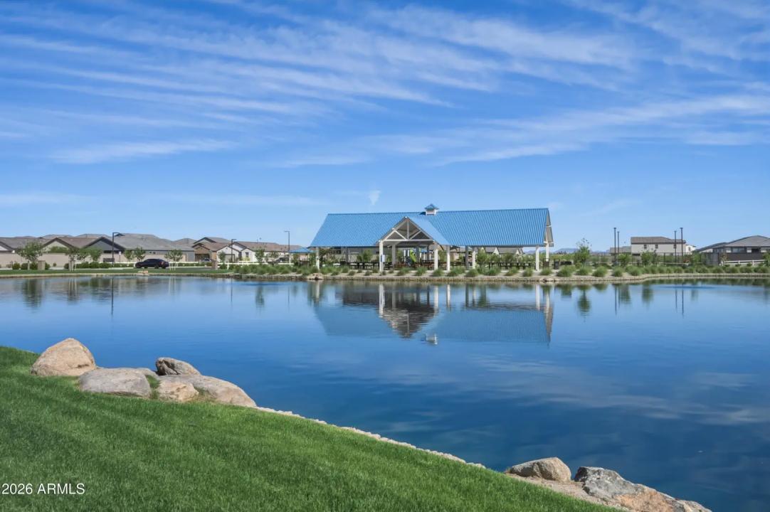 Real Estate Picture 27