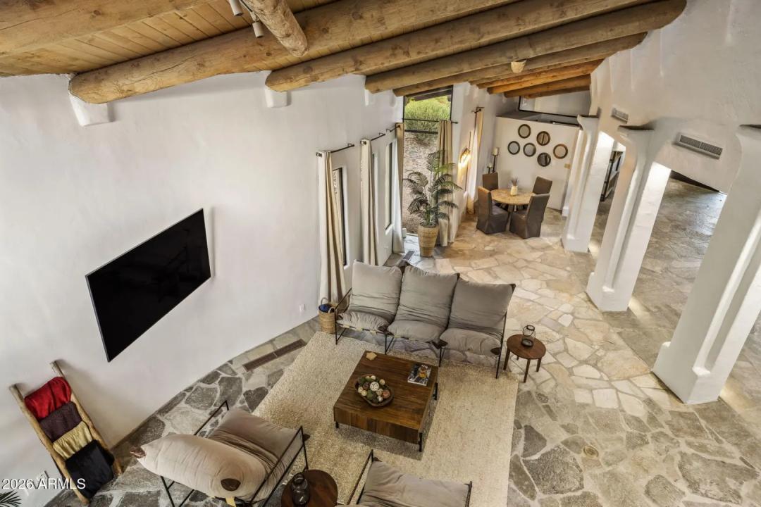Real Estate Picture 31