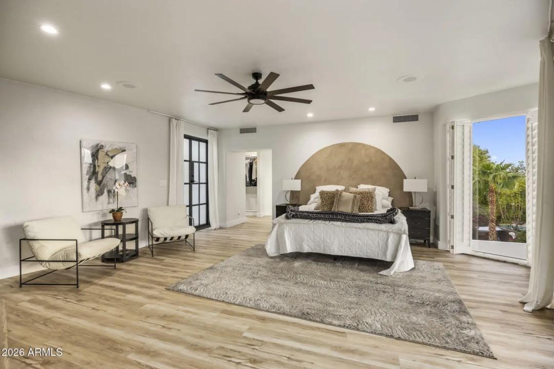 Real Estate Picture 32