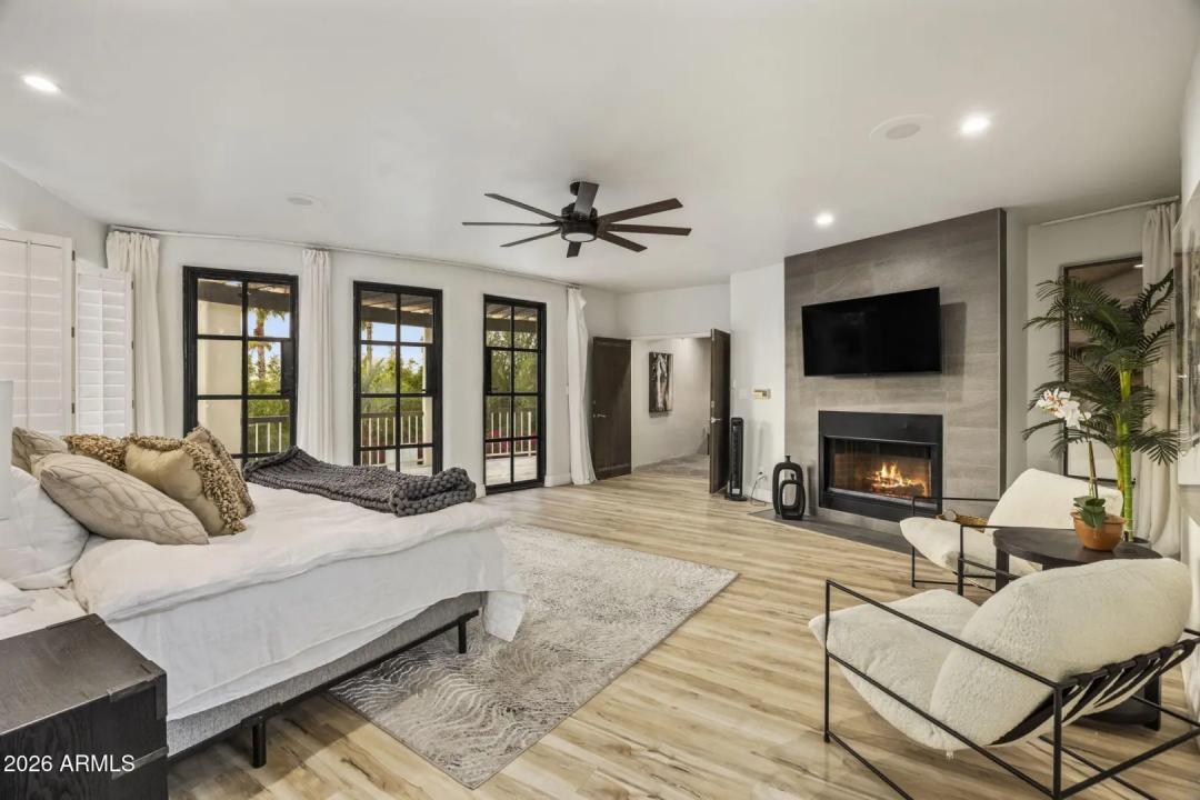 Real Estate Picture 33