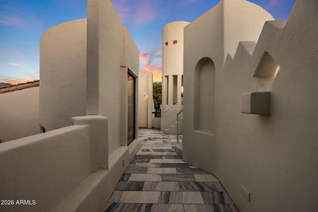 Real Estate Picture 36