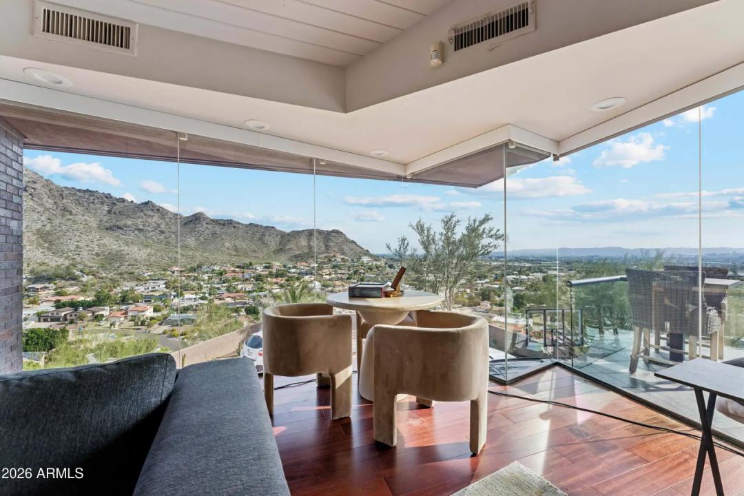 Real Estate Picture 2