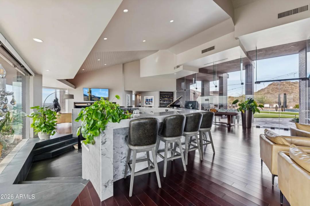 Real Estate Picture 21