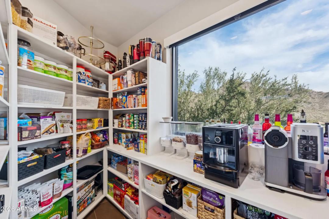 Real Estate Picture 27