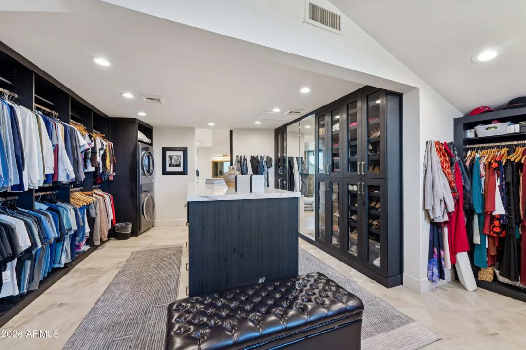 Real Estate Picture 39