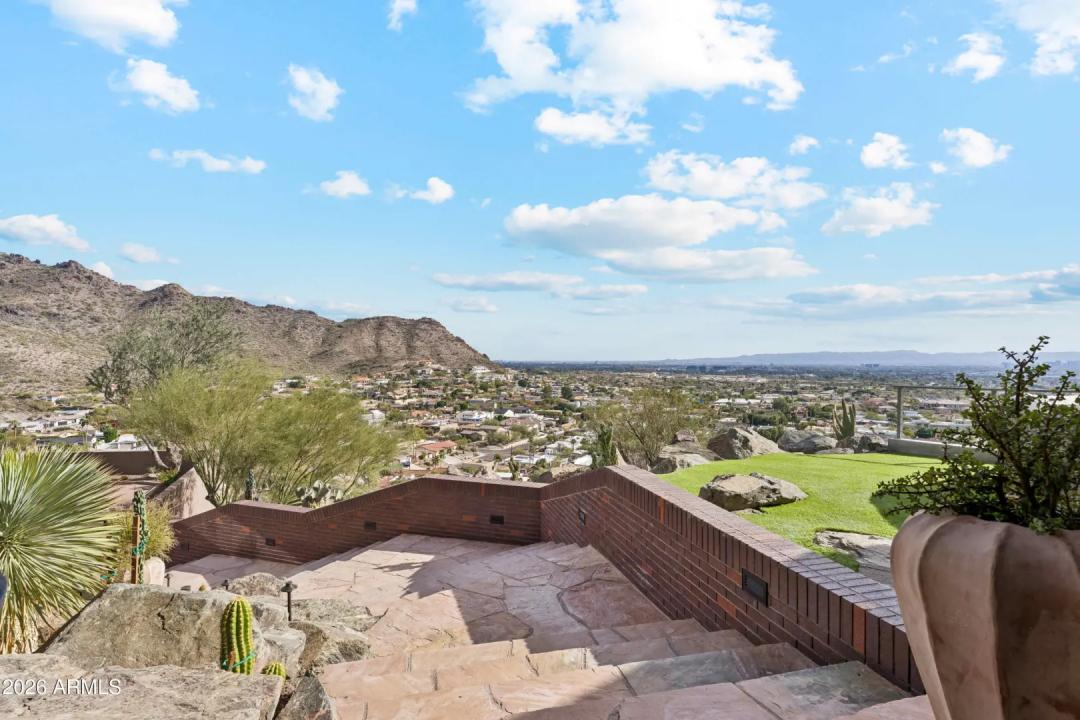 Real Estate Picture 58
