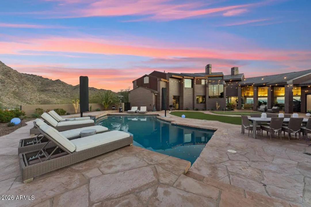 Real Estate Picture 70